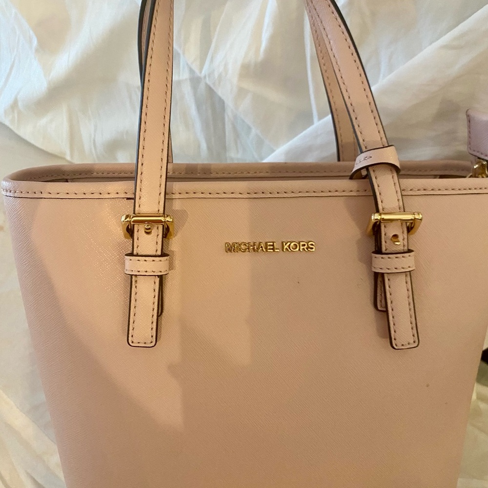 Michael Kors Pink Leather Tote with Gold Hardware
NEW WITH TAGS
